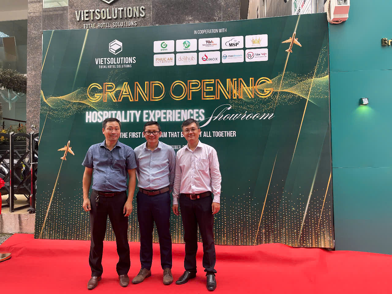 TUBAT COFFEE hân hạnh đồng hành cùng VIETSOLUTIONS GROUP – Kiến tạo giá trị bền vững từ những trải nghiệm tinh tế