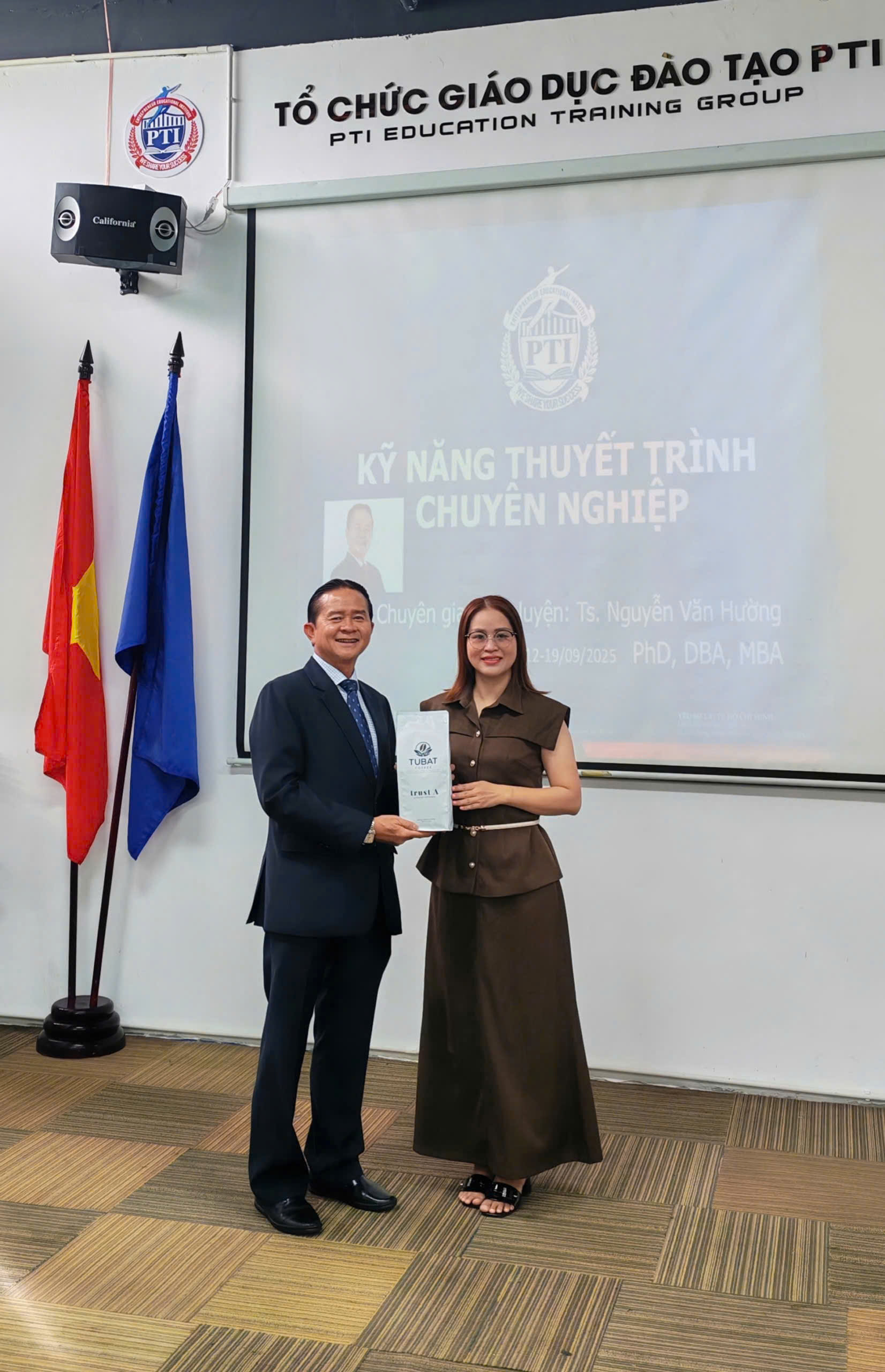 Quà tặng doanh nghiệp Tubat Coffee